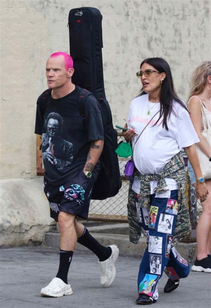 Behind the Scenes: The Life of the Red Hot Chili Peppers' Wives