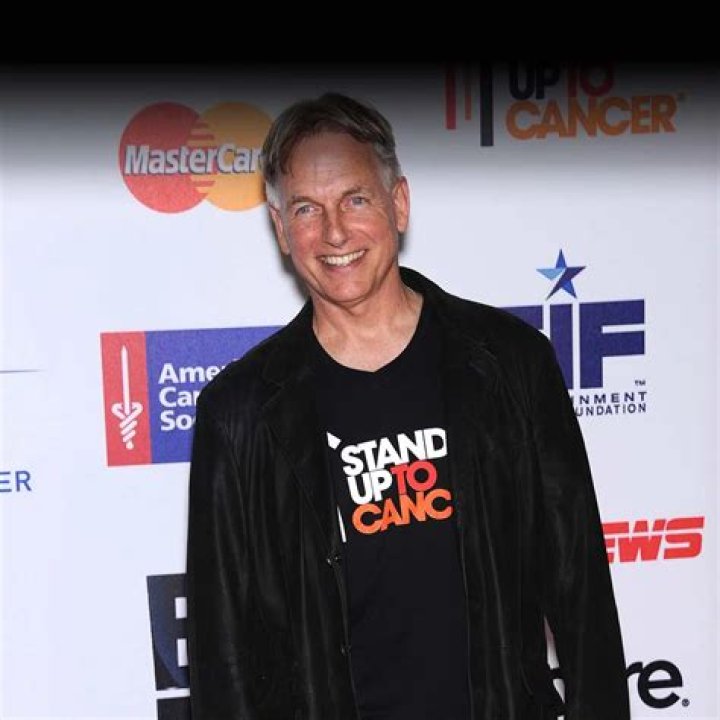 Unveiling the Height of Mark Harmon: How Tall is He?