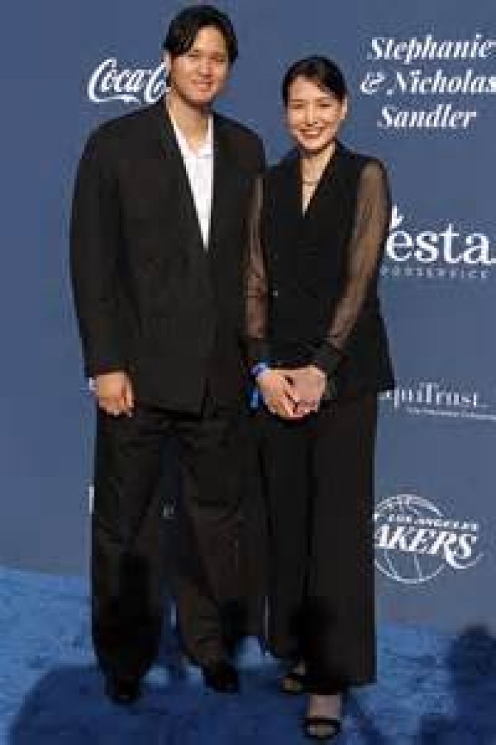 Unveiling the Life of Ray Romano's Wife: An Insight into a Remarkable Partnership